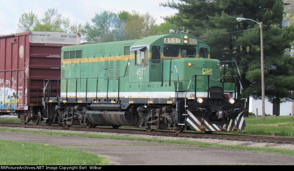 Ohio South Central Railroad (OSCR) 4537